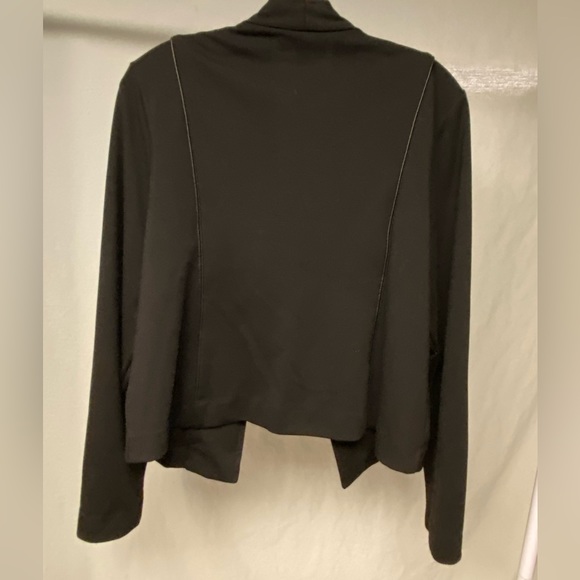 Banana Republic Women’s Jacket - Picture 2 of 3